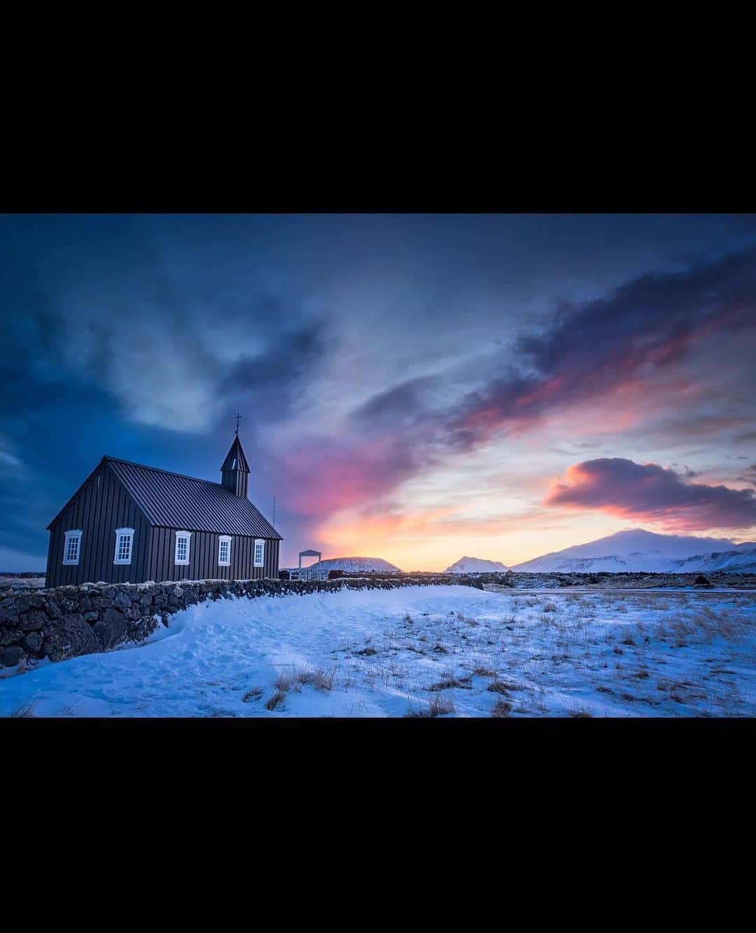 instagoodさんのインスタグラム写真 - (instagoodInstagram)「@philipesterle Imported from image metadata:⁠⠀ b u ð i r k i r k j a 20631⁠⠀ ⁠⠀ The Black Church of Búðir, Búðirkirkja. In the distance is the stratovolcano Snæfellsjökull.⁠⠀ ⁠⠀ Vesturland, Iceland⁠⠀」1月28日 13時16分 - instagood
