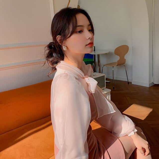Chuuのインスタグラム：「Good night❣️ #chuu #chuuseoul  #lovely_daily_look_chuu」