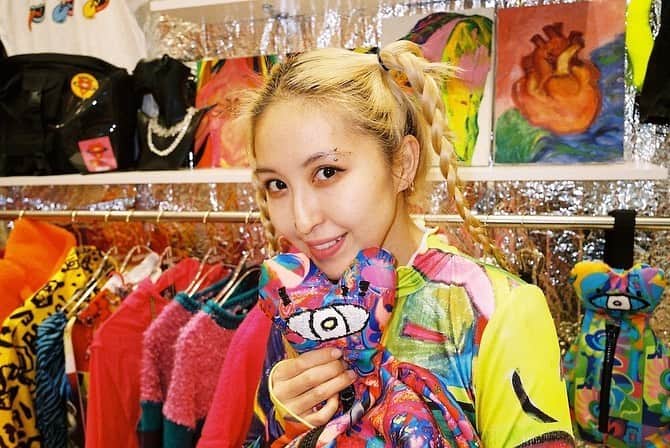 MAIMI☻KOBINAIのインスタグラム：「1.28 START @tomoyukiomatsu が立ち上げたindependent web media "Still Tokyo" interview ありがとう！ http://stilltokyo.com/ "Still" まだ、旅の途中〜 我が道を行く」