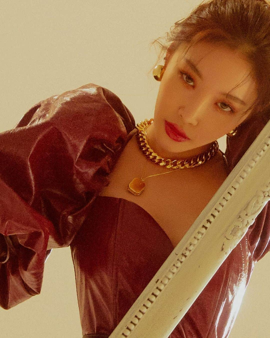 チョンハさんのインスタグラム写真 - (チョンハInstagram)「CHUNG HA The 1st Studio Album [ Querencia ] ⠀⠀⠀⠀⠀⠀⠀⠀⠀⠀⠀⠀⠀⠀⠀⠀⠀⠀⠀⠀⠀⠀⠀⠀⠀⠀⠀⠀⠀⠀⠀⠀⠀ Photo Teaser { PLEASURES } 2021. 02. 15. 6PM (KST) 2021. 02. 15. 4AM (EST) ⠀⠀⠀⠀⠀⠀⠀⠀⠀⠀⠀⠀⠀⠀⠀⠀⠀⠀⠀⠀⠀⠀⠀⠀⠀⠀⠀⠀⠀⠀⠀⠀⠀ #청하 #CHUNGHA #CHUNGHA_Querencia #CHUNGHA_Bicycle #Querencia #Bicycle」1月29日 0時00分 - chungha_official