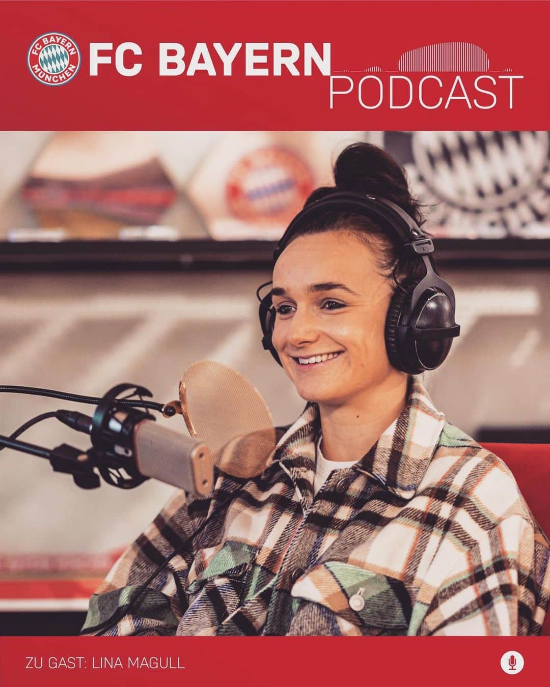 Lina Magullのインスタグラム：「Bock auf ne Runde Podcast?! Ich hatte einen richtig entspannten Talk mit der wunderbaren @jacqueline_belle für den FC Bayern Podcast 🤗 🎧 #fcbayern #podcast #whatelse #miasanmia #holzfällerin   https://fcbayern.com/de/news/2021/01/fc-bayern-podcast-folge-14-lina-magull-die-kapitaenin-des-fc-bayern」
