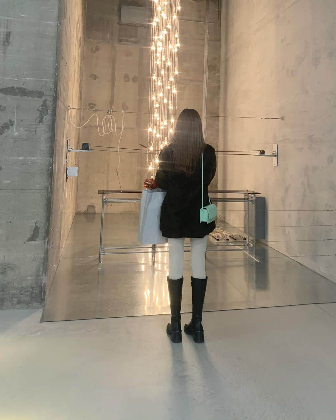 makoのインスタグラム：「* 💡💡💡」