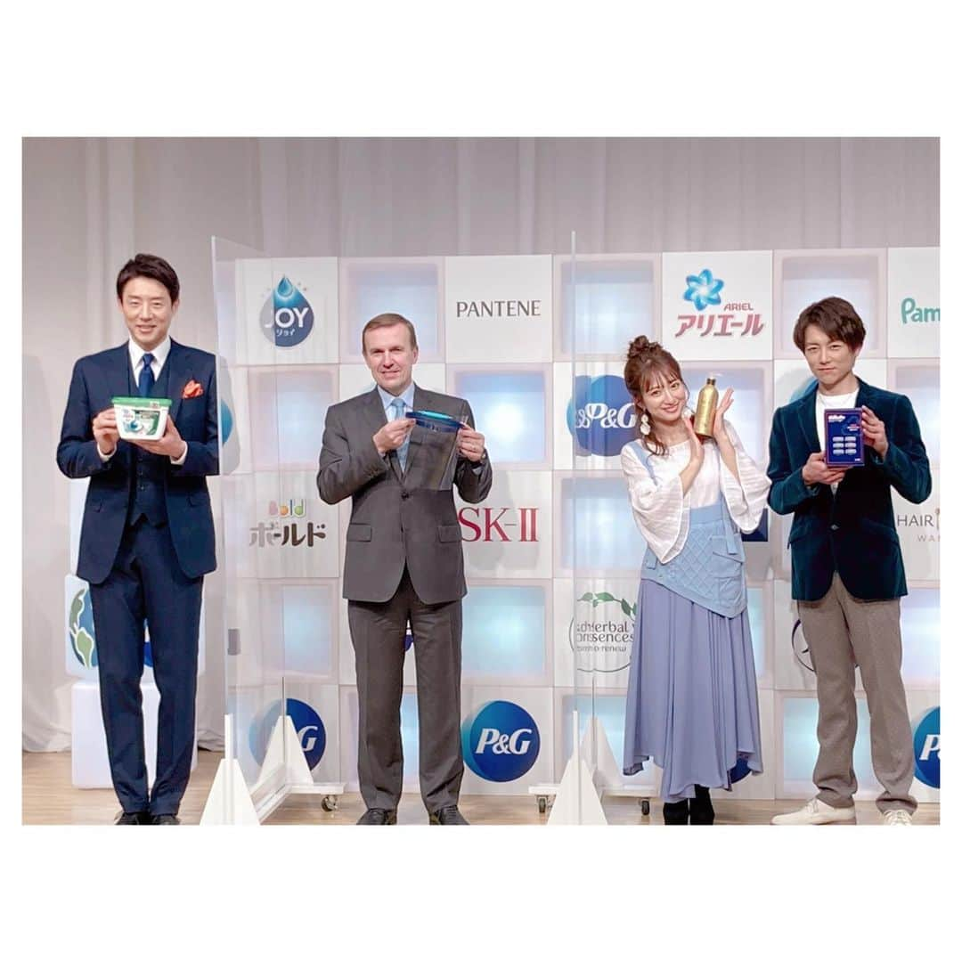 辻希美さんのインスタグラム写真 - (辻希美Instagram)「P&Gさんの環境サステナビリティオンライン発表会に杉浦夫婦で行ってきました(⃔ *`꒳´ * )⃕↝🙏💕  サステナビリティについて✋ #松岡修造 さんに教えていただきながら学んできました😉💕  #サステナビリティ って考えると難しいけど💦 #リユース #リデュース #リサイクル  と言う#3R を心掛けるだけできっと違うと思うので✋ 子どもたちとも未来のことを考えながらやれることを意識していこうと思います😌💕💕💪"  凄く楽しく学ぶことが出来ました❤️  #PG #サステナブル #環境 #リサイクル #杉浦太陽 #辻希美 #杉浦夫婦 #サステナ夫婦」1月28日 16時08分 - tsujinozomi_official