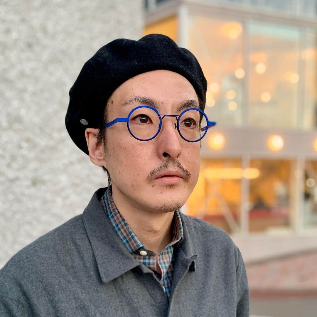 GLOBE SPECS_officialのインスタグラム：「【Today's SNAP】  Shibuya staff:Hirai  Anne et Valentin  REMIX 9C36  @globespecs_official  #shibuyahirai  #eyewear #staffsnap  #staffphoto #メガネ人 #ootd  #ootdfashion #fashion #snap #store  #tokyo  #opticalstore #wholesalebrand  #ahlem #anneetvalentin  #gernotlindner #globespecs  #lescalunetier  #lunor #dianetaylor #laloop #robertmarcnyc」