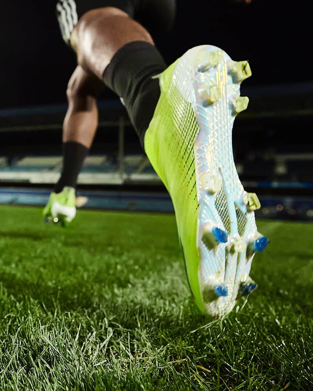 adidas Footballさんのインスタグラム写真 - (adidas FootballInstagram)「Full speed ahead. Tap to shop: X Ghosted.  #Football #Soccer #adidasFootball」1月28日 17時59分 - adidasfootball