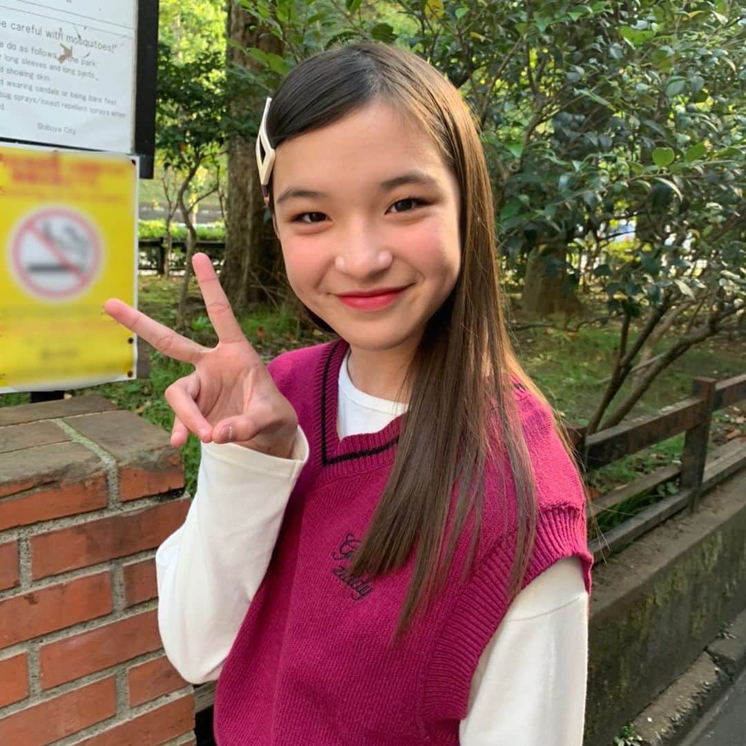 ニコ☆プチのインスタグラム：「マリアがインスタを始めたよ📸﻿ ﻿ ﻿ おしゃれでスタイル抜群のマリアの投稿、楽しみだね〜😍﻿ みんなフォローしてね！！﻿  @lespros_maria   写真のタグからもとべるよ✨ ﻿ ﻿ #ニコプチ﻿ #浦田聖愛」