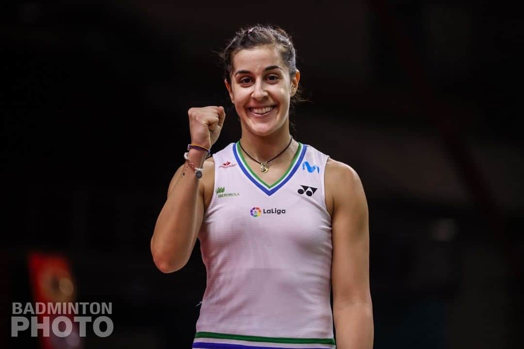 キャロリーナ・マリンのインスタグラム：「Clasificada para semis! Mañana, último partido de la fase de grupos 🐺 Qualified for the semifinals! Tomorrow, last match of the group stage ⚡  #PuedoPorquePiensoQuePuedo #BWFWorldTourFinals #CourtsAreCalling」