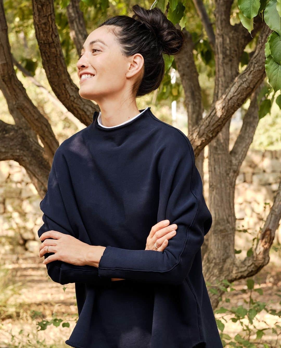 フランク&アイリーンのインスタグラム：「Luxury is our Long Sleeve Funnel Neck Capelet and it will look fabulous on you ;) #FrankandEileen」