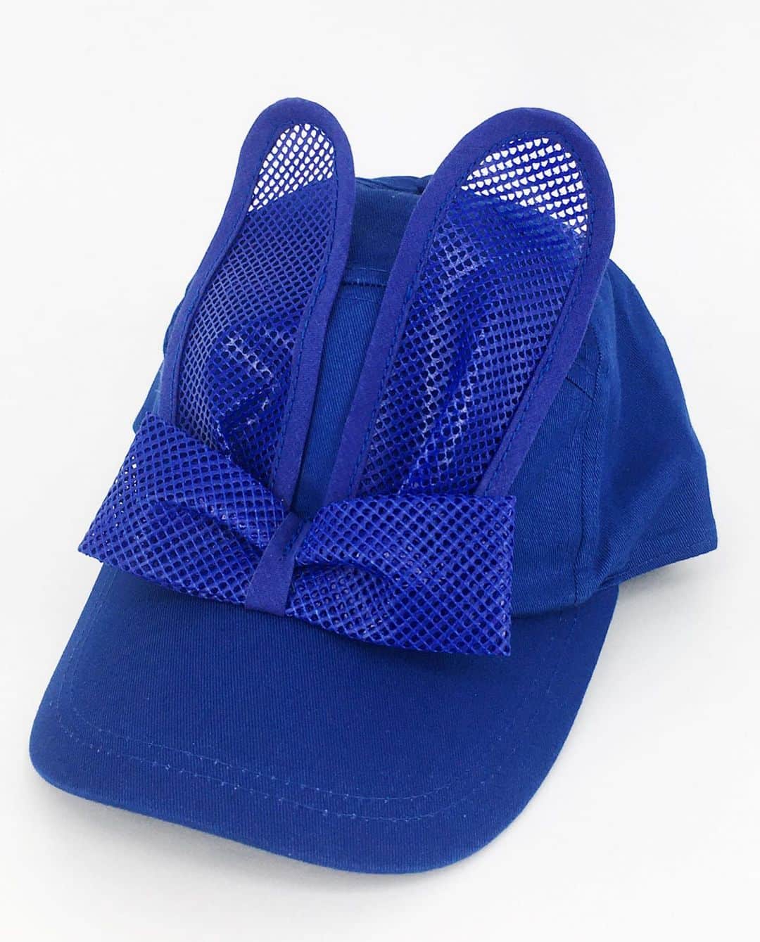 バーンストックスピアーズさんのインスタグラム写真 - (バーンストックスピアーズInstagram)「NEW IN! ZING! Bunny Cap with sports-mesh ears and bow.  #Poptomistic.」1月28日 19時06分 - bernstockspeirs