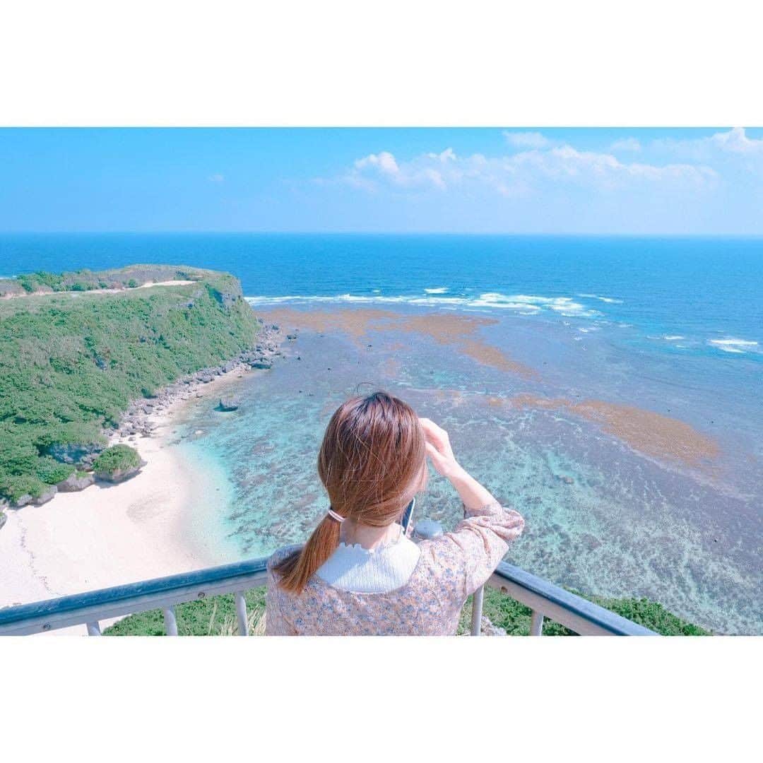 Be.okinawaさんのインスタグラム写真 - (Be.okinawaInstagram)「"Kafu Banta", a breathtaking scenic spot on Miyagi Island, means "Cape of Happiness" in the Okinawan language. The gradational color of the blue ocean that becomes darker as it goes from shallow coral reef area to the horizon will make you happy.  📍: Kafu Banta, Miyagi Island 📷: @okinawa_lin Thank you very much for the wonderful photo!  "Nuchi no Hama" (Beach of Life) spreads out below the cape. Sea turtles come to spawn on a full moon night on this beautiful sandy beach.  Tag your own photos from your past memories in Okinawa with #visitokinawa / #beokinawa to give us permission to repost!  #miyagiisland #urumacity #kafubanta #宮城島 #うるま市 #果報バンタ #미야기섬 #우루마시 #amazingview #beautifulbeach #japan #travelgram #instatravel #okinawa #doyoutravel #japan_of_insta #passportready #japantrip #traveldestination #okinawajapan #okinawatrip #沖縄 #沖繩 #오키나와 #旅行 #여행 #打卡 #여행스타그램」1月28日 19時00分 - visitokinawajapan