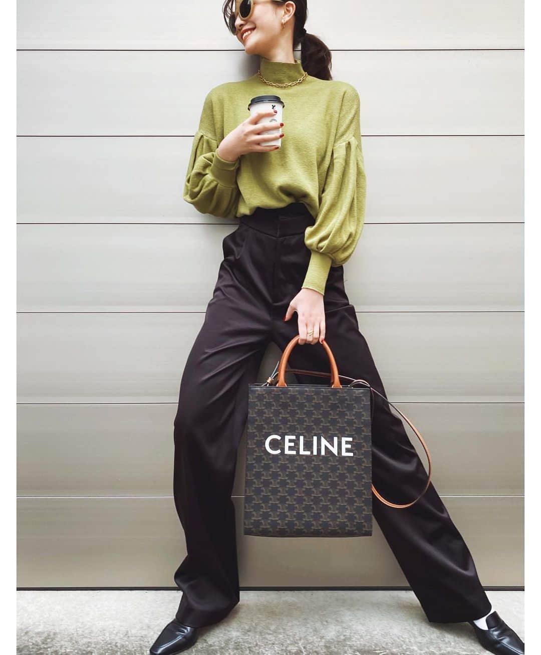 咲和希さんのインスタグラム写真 - (咲和希Instagram)「袖と絶妙な色がお気に入り💚 プチプラなのに見えないしカジュアルにも着れそう＾＾ #かずきふく  . @fifth_calin  #calin #カラン　#プチプラコーデ  #ボリュームスリーブカラーニット」1月28日 19時02分 - kazukiy21