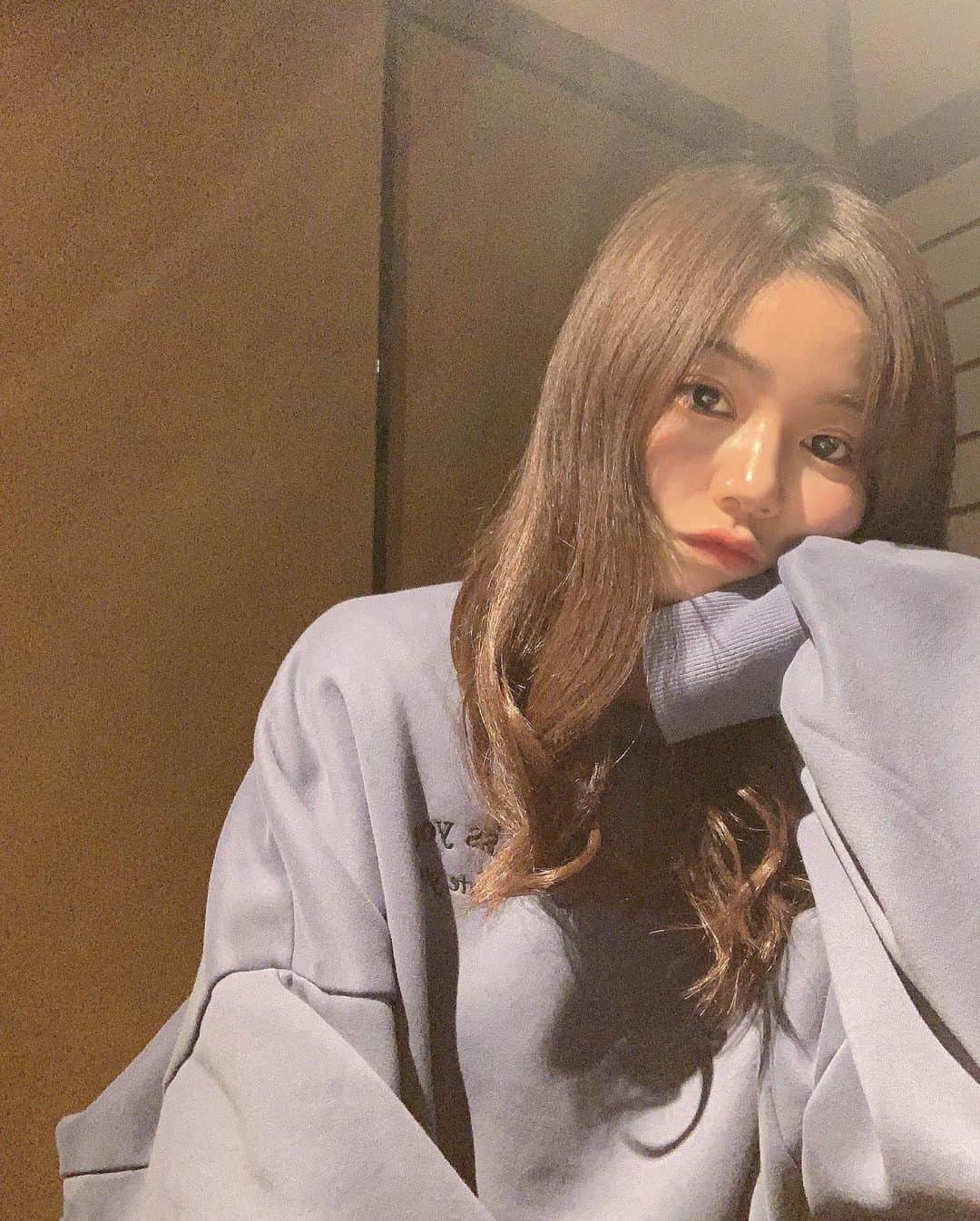 杉浦みずきのインスタグラム：「. 別にご機嫌斜めじゃないです。笑 ・ ・ いつか家族で和を感じた日」