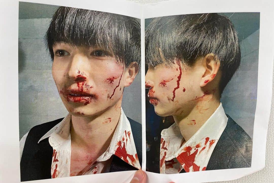 綱啓永さんのインスタグラム写真 - (綱啓永Instagram)「『遺留捜査』第3話。 ご視聴ありがとうございました❗️  ボコボコにされるシーン撮ってる時、現場で「なんで変身しないんだよ」ってずっといじられてました笑  素敵な役者さんに囲まれて幸せな現場でした。ありがとうございました。  #柊登夢 #3枚目は血がリアルでグロいので見れる方だけ見てみてくださいね」1月28日 19時35分 - tsuna_keito