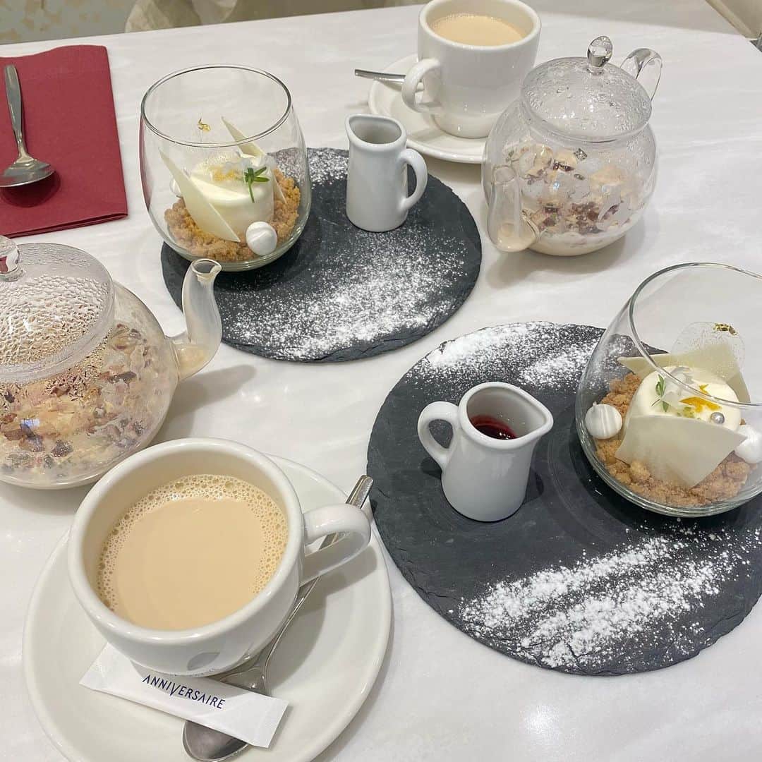 RIiNAのインスタグラム：「#카페스타그램 #みなとみらいカフェ」