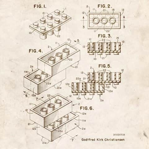 LEGOさんのインスタグラム写真 - (LEGOInstagram)「One idea, one brick... endless possibilities 😊 Happy birthday LEGO brick! 🎉 #LEGO #Birthday #Creativity」1月28日 20時00分 - lego