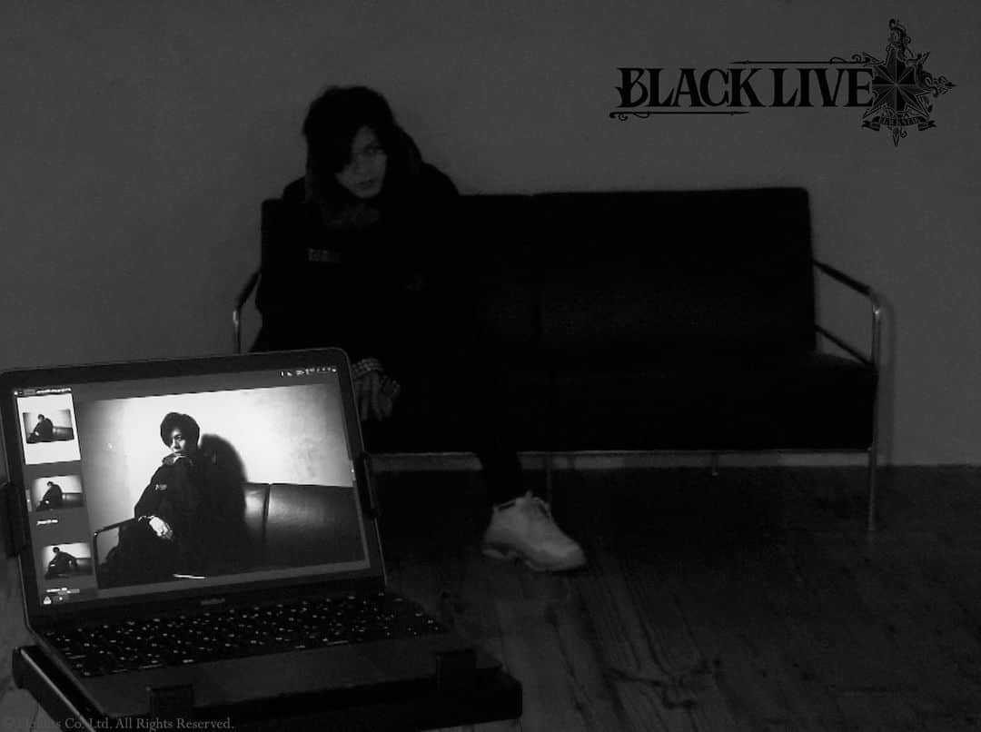 井出卓也のインスタグラム：「2/28 KT Zepp yokohama BLACK LIVE 🎫ticket ↓↓ https://blackstar-ts.jp/category/news/?pid=1743  #BLACKSTAR #hiphop」