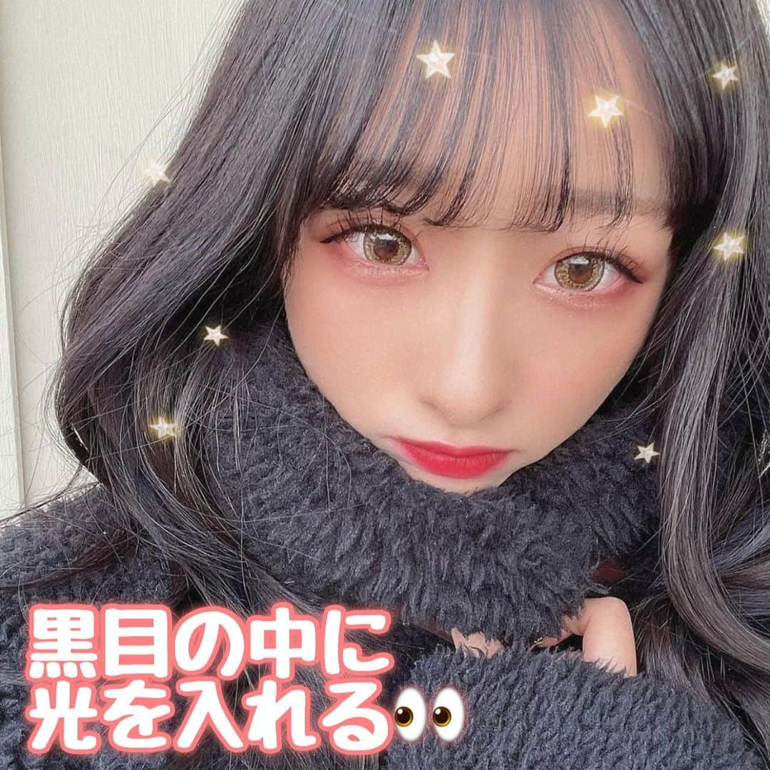 「SNOW」顔認識カメラアプリさんのインスタグラム写真 - (「SNOW」顔認識カメラアプリInstagram)「かわいく撮れる自撮り術をご紹介☺️✨﻿ ﻿ このポイントを抑えるだけで﻿ いつもより盛れた１枚が撮れるかも🤍﻿ ﻿ ①お家の中で撮る時はカーテンの中で！﻿ 太陽光が1番☀️﻿ カーテンの中なら家の中も見えないので背景も隠せちゃう🤫﻿ おうちの中のベスポジです🏠﻿ ﻿ ②黒目に光を！﻿ 黒目に光が入るようにするだけで﻿ パッと明るい雰囲気に💕﻿ ﻿ ③自分に合う角度を見つける！﻿ 右から？左から？斜め上から？﻿ 1番かわいく見える角度を研究してみよう👀﻿ ﻿ ④ケータイの画面の明るさはMAXに！﻿ ケータイの画面の光さえも味方につけちゃおう🥰﻿ ﻿ ⑤SNOWスタンプ☃️﻿ お気に入りのスタンプを選んで撮ってみて✨﻿ ﻿ 可愛く撮れた写真には﻿ #snowcam をつけて投稿してね💗﻿ ﻿ ﻿ ﻿ #自撮り #自撮り部 #写真の撮り方 #写真の撮り方講座 #写真を撮るのが好き #セルフィー #セルフィー女子 #自撮り女子部 #おうちsnow #エフェクト #スタンプ  #可愛くなる方法」1月28日 20時29分 - snow_japan