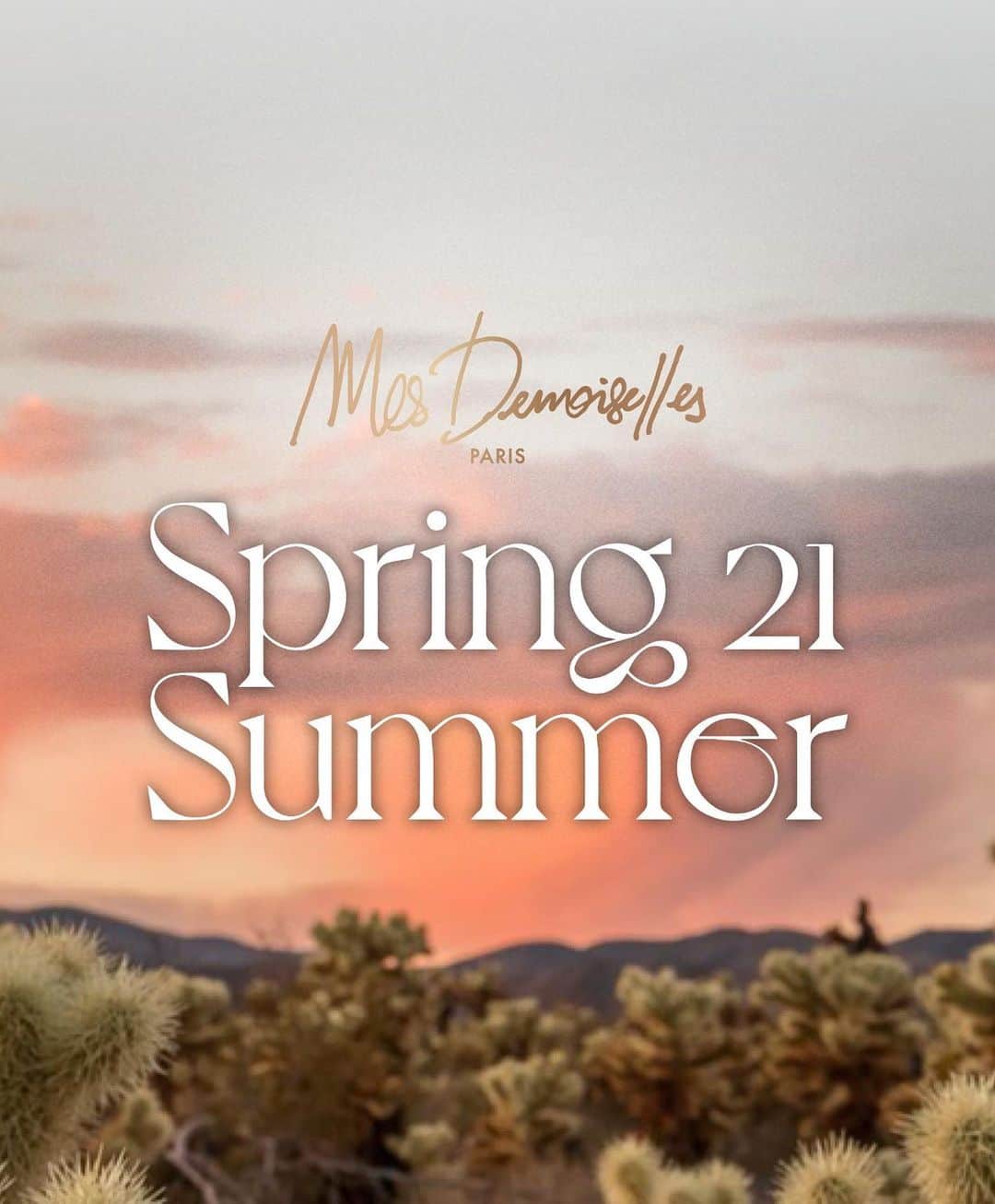 のインスタグラム：「Welcome to the New season ✨  we are happy and proud to present you the new Spring Summer 21 collection for pre-order on mesdemoisellesparis.com ❤️ ————— Hello Nouvelle Saison ✨  Nous sommes heureux.ses et fiers.es de vous presenter la nouvelle collection Spring Summer 21 en précommande sur mesdemoisellesparis.com ❤️」