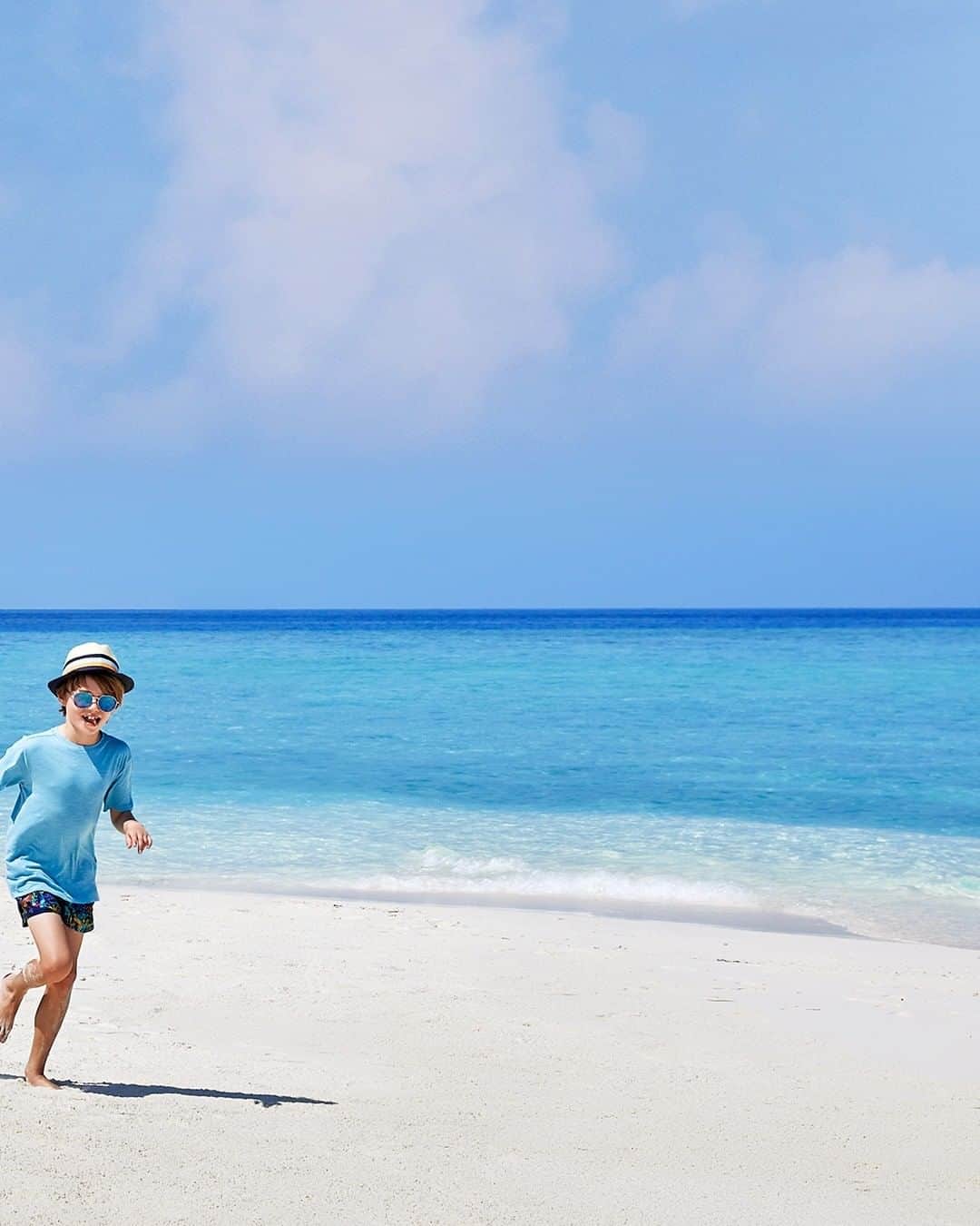 Velaa Private Islandさんのインスタグラム写真 - (Velaa Private IslandInstagram)「Your own private slice of paradise with pristine white sands to enjoy with your family. #VelaaPrivateIsland #VelaaMoments」1月28日 21時25分 - velaaprivateisland