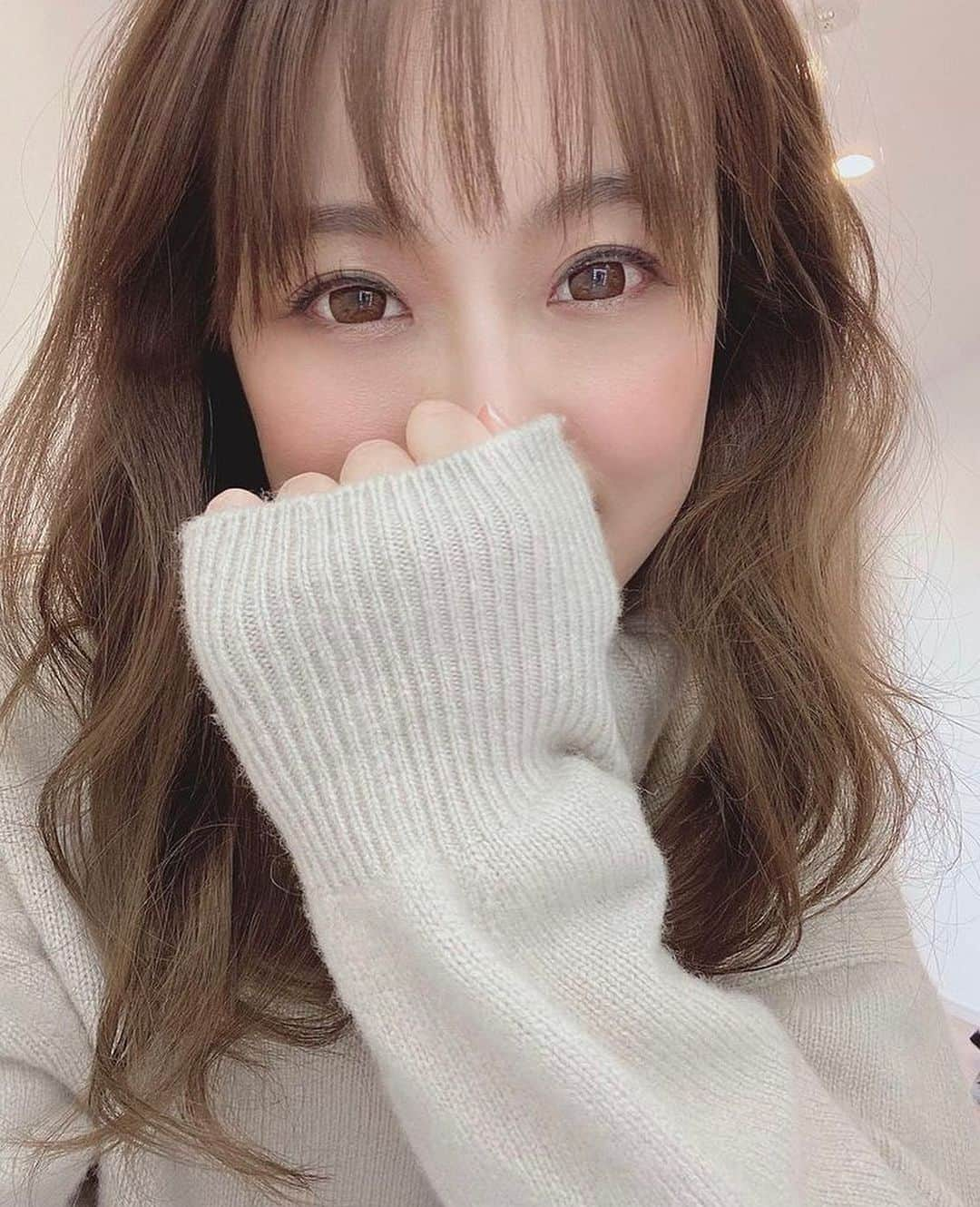 ナイトアイボーテ公式さんのインスタグラム写真 - (ナイトアイボーテ公式Instagram)「Repost from @nana_suzuki79  私が二重ケアとして使ってる、 「ナイトアイボーテ」です🥰 私はもともと一重で、 中学生の時アイプチをしていたら 一重から二重になったんです💕 ナイトアイボーテは、 美容成分が入ってて まぶたがスッキリするから 夜寝る前に塗るのがオススメです✨ 日中に塗ってもOKだよ✨ 今年もナイトアイボーテで、 綺麗な二重を維持するよー🥰💕 @nighteyebeaute #二重コスメ #ナイトアイボーテ #二重 #ふたえ #一重から二重 #夜用 #可愛いは作れる #pr」1月28日 21時26分 - nighteyebeaute