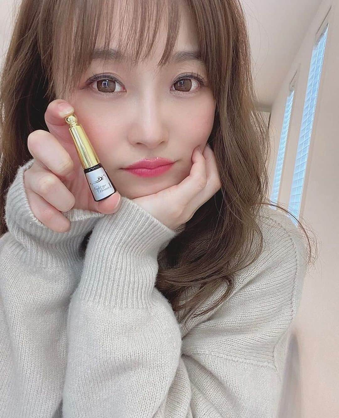 ナイトアイボーテ公式さんのインスタグラム写真 - (ナイトアイボーテ公式Instagram)「Repost from @nana_suzuki79  私が二重ケアとして使ってる、 「ナイトアイボーテ」です🥰 私はもともと一重で、 中学生の時アイプチをしていたら 一重から二重になったんです💕 ナイトアイボーテは、 美容成分が入ってて まぶたがスッキリするから 夜寝る前に塗るのがオススメです✨ 日中に塗ってもOKだよ✨ 今年もナイトアイボーテで、 綺麗な二重を維持するよー🥰💕 @nighteyebeaute #二重コスメ #ナイトアイボーテ #二重 #ふたえ #一重から二重 #夜用 #可愛いは作れる #pr」1月28日 21時26分 - nighteyebeaute