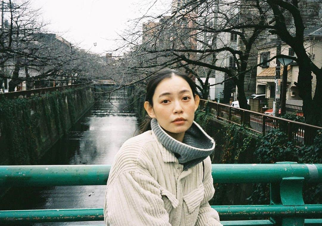 阿久津ゆりえさんのインスタグラム写真 - (阿久津ゆりえInstagram)「#filmphotography #portrait #earih」1月28日 21時18分 - yurie__a