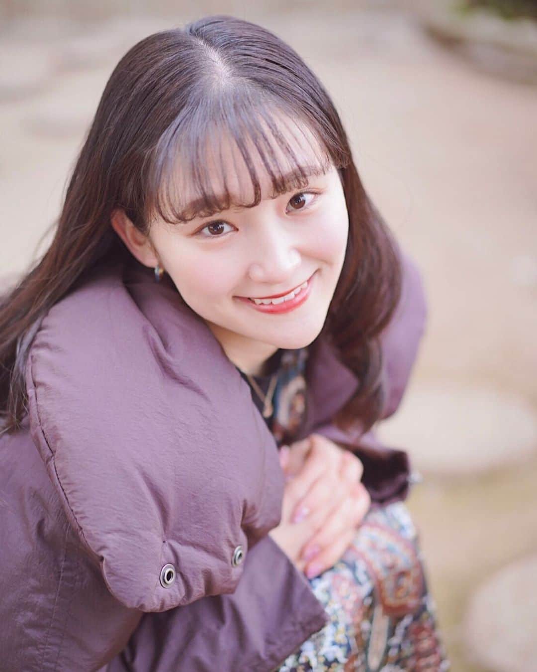 加藤早和子のインスタグラム：「❤︎ 今日も1日お疲れ様でした🤓♡  雪が降ったら通勤通学とか大変になるけど 降って欲しいなあ〜…と思ったり…🤭  あっという間に1月も終わってしまいますね💭  . . #時差投稿 #時差 #青山学院大学 #女子大学生 #一眼レフ #ポートレート#ポトレ #被写体 #いいね返し #portrait #as_archive #portraitphotography #as_picture #portrait_mood」