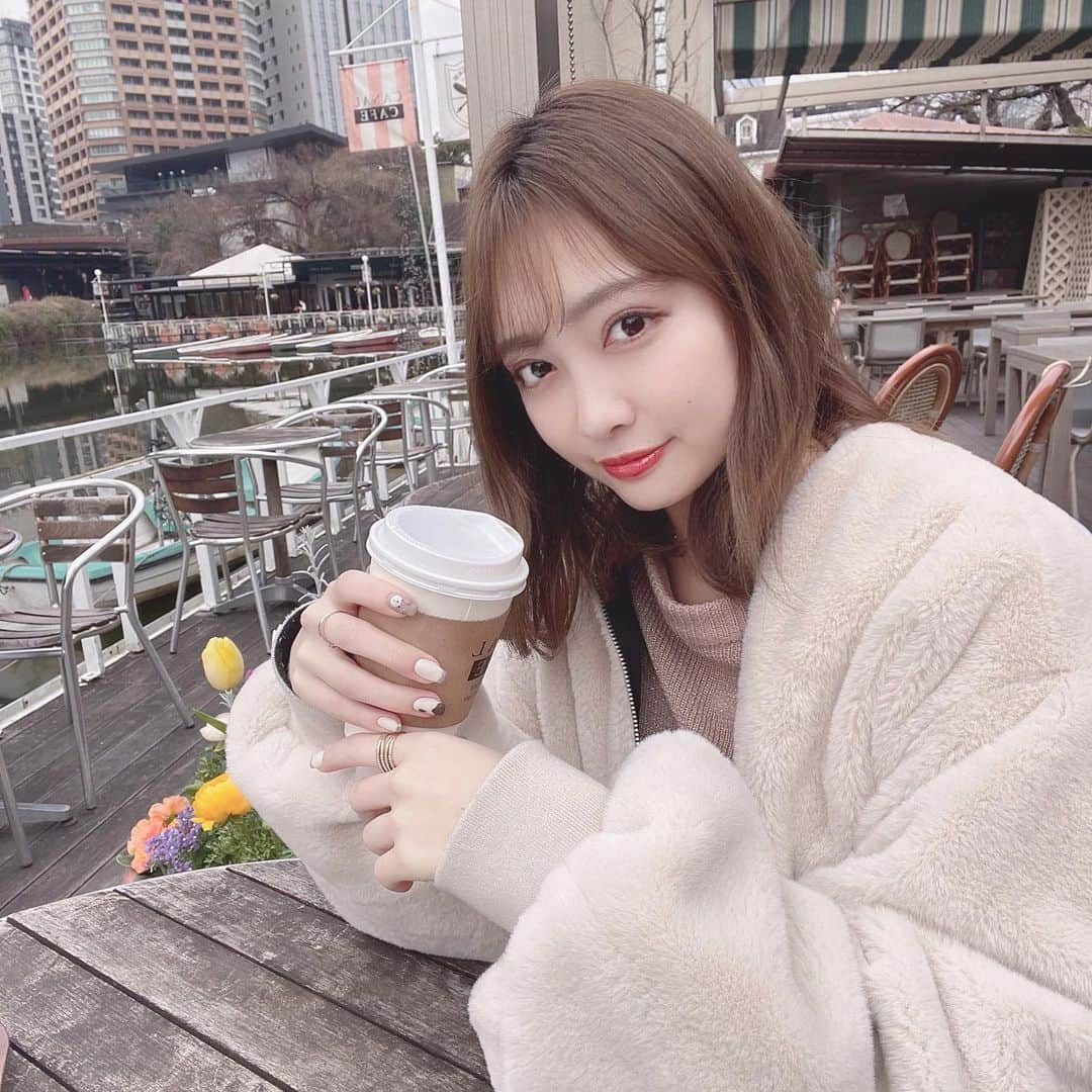 みうらうみさんのインスタグラム写真 - (みうらうみInstagram)「寒い外で飲むあったかいのみものしみる☕️ . . . #カフェ #カフェ巡り #神楽坂カフェ #神楽坂 #カナルカフェ #kanalcafe」1月28日 21時53分 - miuraumi1207