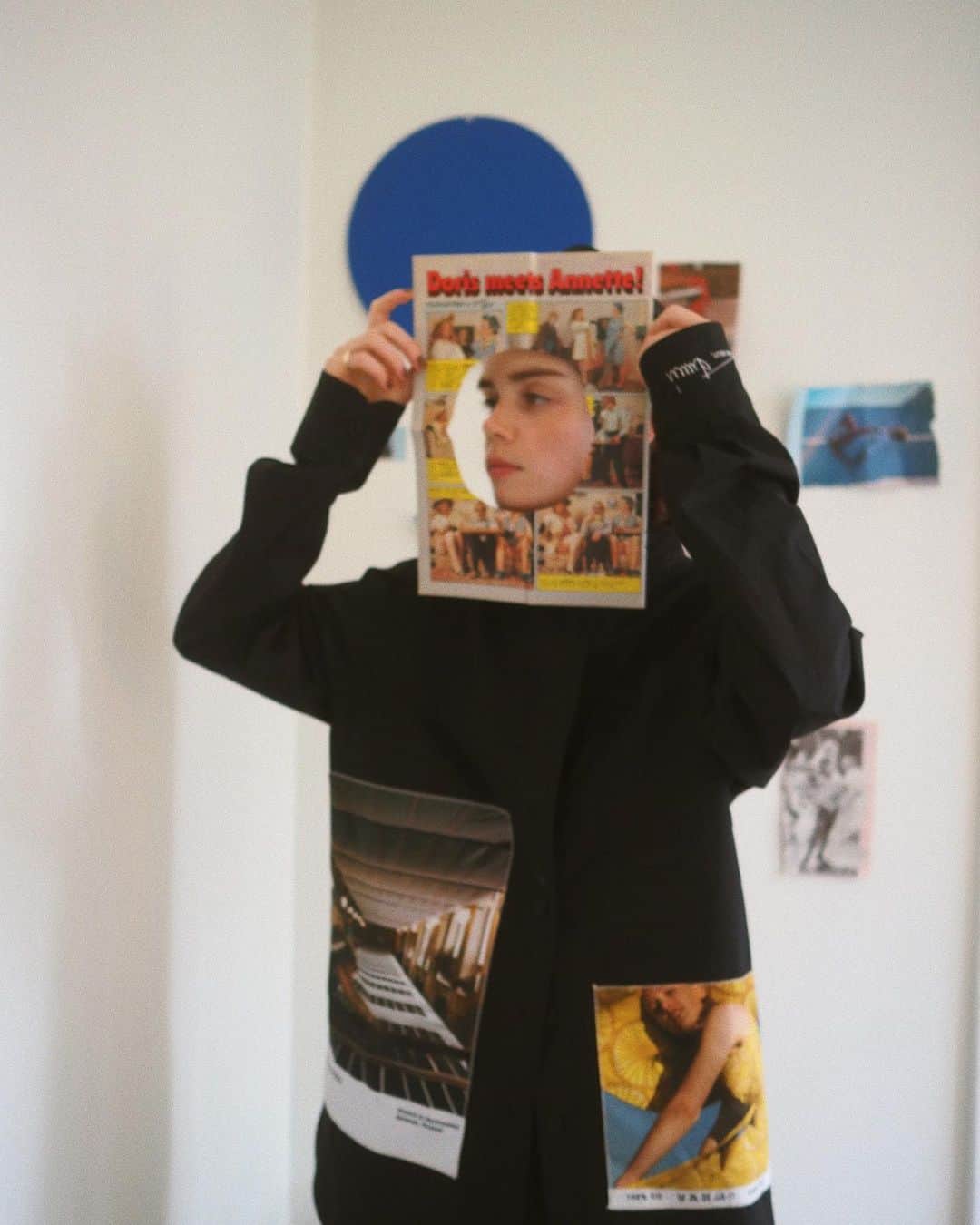 マリメッコさんのインスタグラム写真 - (マリメッコInstagram)「Coming soon: Marimekko Co-created. Get inspired by a creative take on iconic design. ⠀⠀⠀⠀⠀⠀⠀⠀⠀ The queen of impeccable style, Reese, @double3xposure , wears the Pikkuakseli shirt from the Co-created capsule collection. #marimekko」1月28日 22時10分 - marimekko