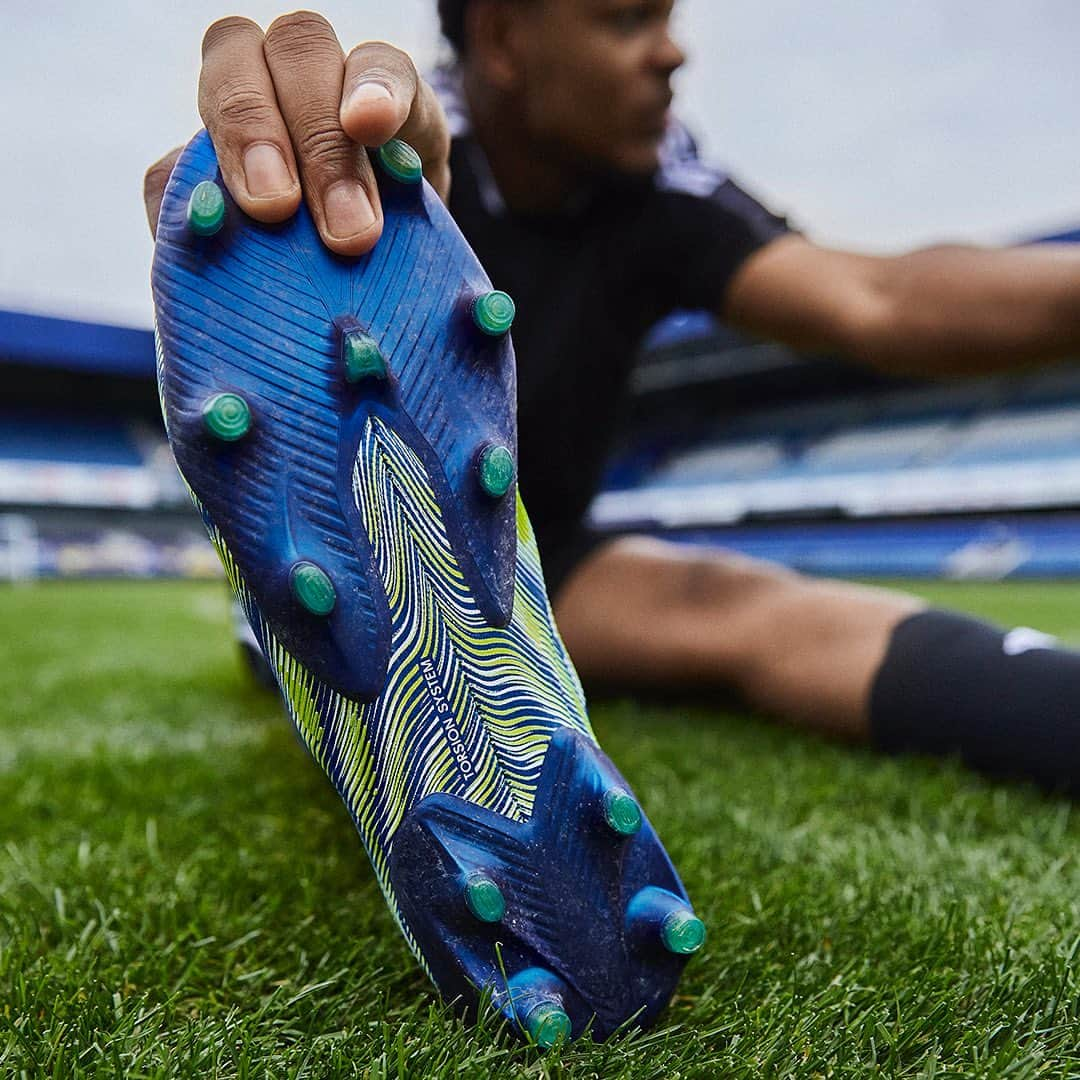 adidas Italiaさんのインスタグラム写真 - (adidas ItaliaInstagram)「Agilità, ridefinita.  Fai tap e acquista ora le nuove #NEMEZIZ  #adidasFootball」1月28日 22時19分 - adidasita