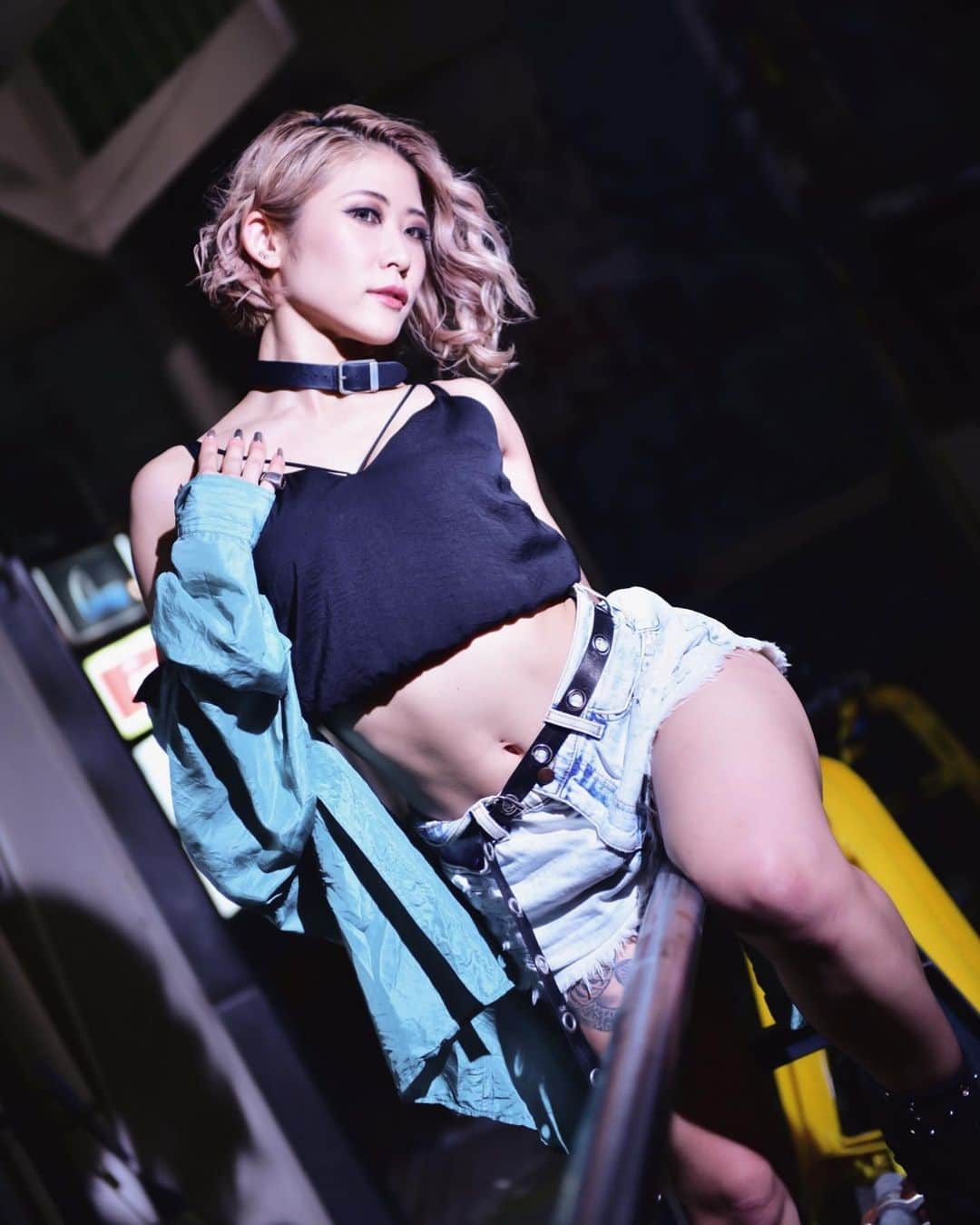 Kumiのインスタグラム：「. レジェンドNight🌙 ありがとうございました✨✨ . レジェンドのイベントの日は 毎回一体感が凄いんだよなぁ。 . 本当にshowが好きな人しか居ない空間♡ . しあわせなひと時です。 . . . レジェンドの日は 昔からの常連さんが多いから 行きにくいんだよね . と言われることがあるんだけど、、 . showが好きという気持ちがある方なら 絶対来て後悔ないと思います☺️☺️ . それでも来にくいなって思ってたら わたしに相談してみて💋 . . .  #バーレスク東京 #スーパーバーレスク東京 #burlesque #burlesquetokyo #インスタ映え　#poledancer #burlesquedancer #ポールダンサー　#ショーガール　#showgirl #ポートレート #photooftheday #instagood」