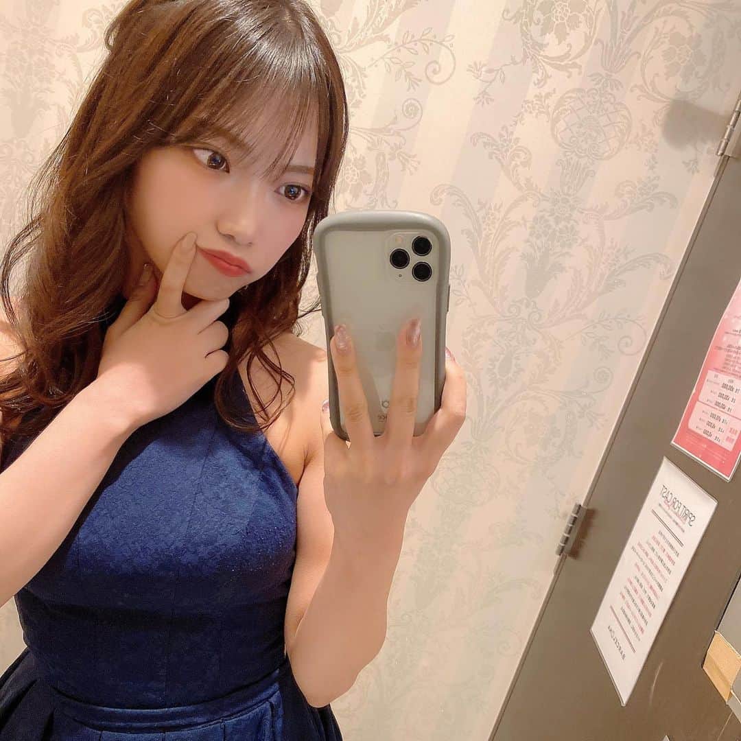 霜月芽衣のインスタグラム：「木曜日、金曜日出勤するよ😊 待ってるね！」