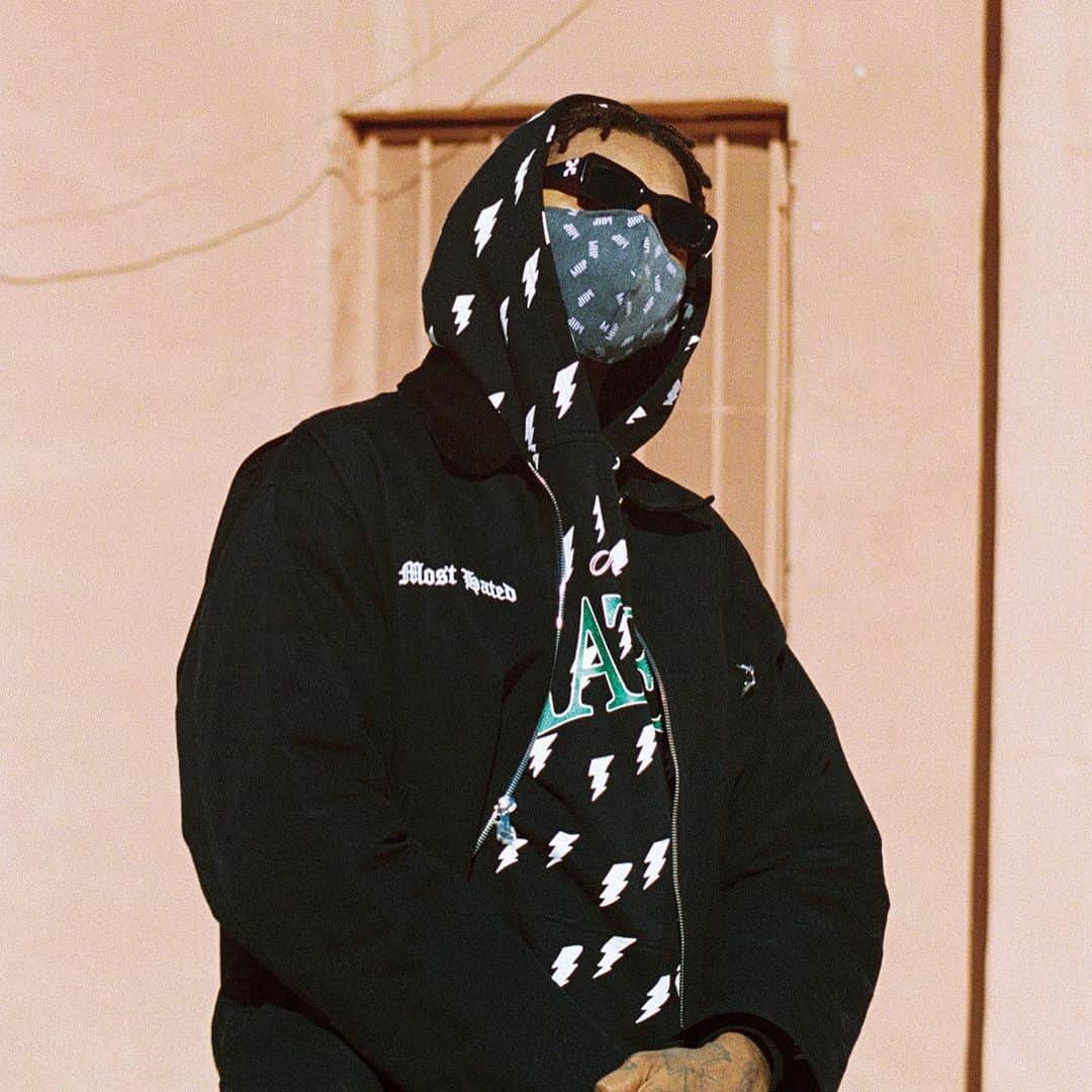 ニック・ヤングのインスタグラム：「MostHated dropping tomorrow 12 pm LA Time 🔥🔥🔥🔥」