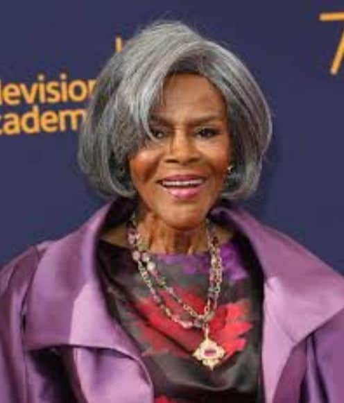 ウィリー・ガーソンのインスタグラム：「Spoke at my college graduation. Because I worked at the President's house, he brought me over to meet her, as I was an actor too. She introduced me to her husband, Miles Davis. What a life, what a career. Bless #cicelytyson and Godspeed.」