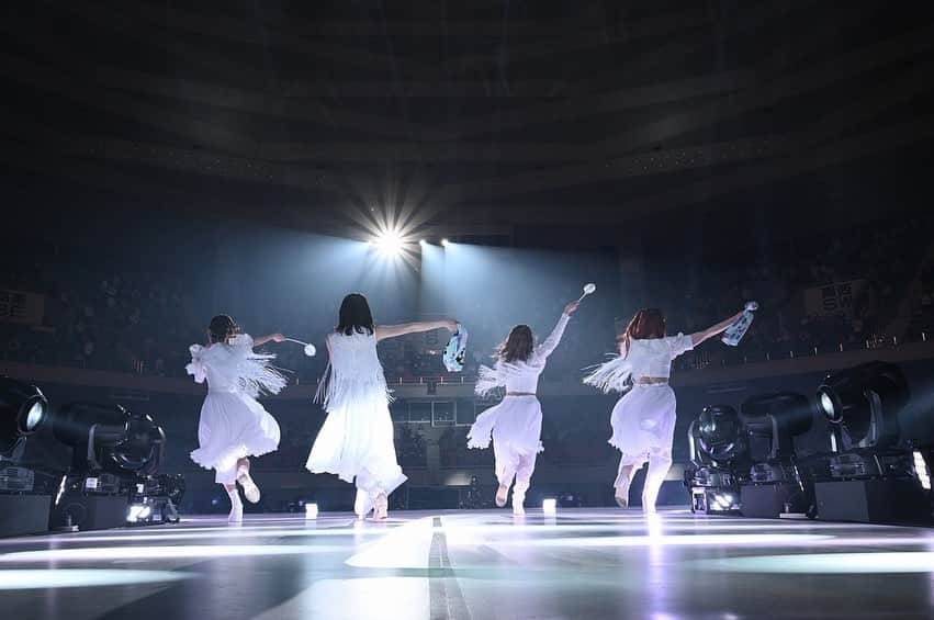 Little Glee Monsterのインスタグラム