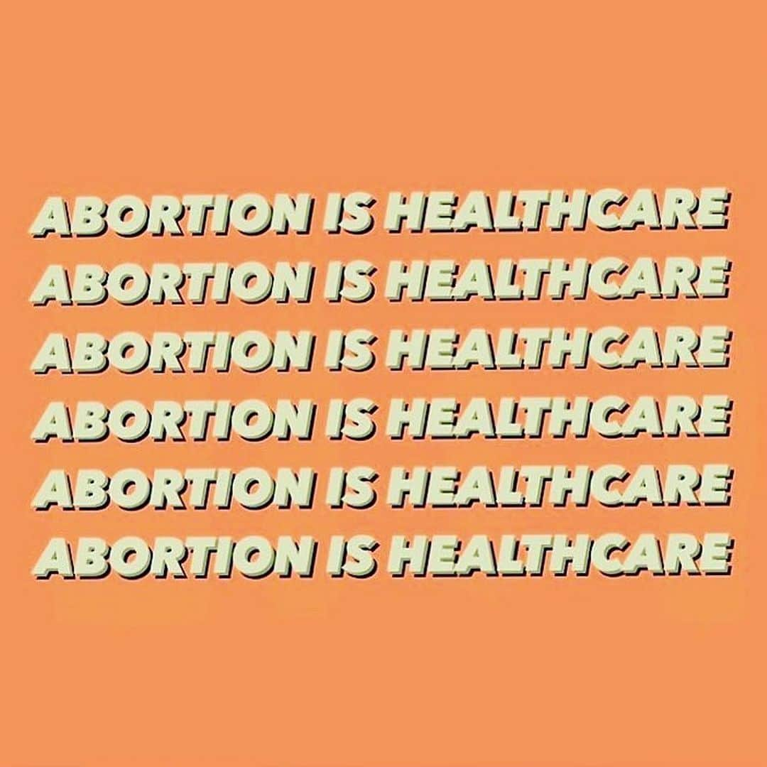 ザラ・ラーソンさんのインスタグラム写真 - (ザラ・ラーソンInstagram)「Seeing what’s happening in Poland right now is breaking my heart, where a near-total abortion ban is taking effect as of today. I stand with Polish women. This will not make women have less abortions, but it increases the likelihood that they will resort to an illegal abortion carried out under unsafe conditions and in worst case die   You can NEVER ban abortions. You can only ban SAFE abortions. Let’s read that again: YOU CAN NEVER BAN ABORTIONS. YOU CAN ONLY BAN SAFE ABORTIONS.  Abortion is healthcare and a human right. Forcing someone to carry on an unwanted pregnancy, or forcing them to seek out an unsafe abortion, is a violation of their human rights, including the rights to privacy and bodily autonomy - period.」1月29日 0時58分 - zaralarsson