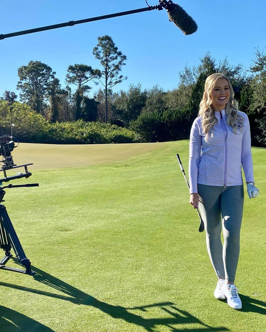 ブレア・オニールさんのインスタグラム写真 - (ブレア・オニールInstagram)「Were back! 🤩 Monday Nights 7pm ET on @golfchannel See you February 1st for the season premiere! ⛳️ 📺 #SchoolOfGolf is back in session & @martinhallgolf and I can’t wait to help you all out with your golf games in 2021👊🏽 👉🏼 slide thru for a lil behind the scenes action! #golfchannel #host」1月29日 1時25分 - blaironealgolf