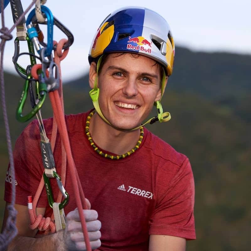 ドメン・スコフィッチのインスタグラム：「Just a happy kiddo enjoying his playground 🎉 . 📸 by @jakobschweighofer  . @redbull #givesyouwings @redbullsi @adidas @adidasterrex @fiveten_official @pazi.to #zavarovalnicatriglav @postanivojak #slovenskavojska @climbing_ranch  #trbovlje #climbing #multipitch #360ascent #redbull #tidakrila」