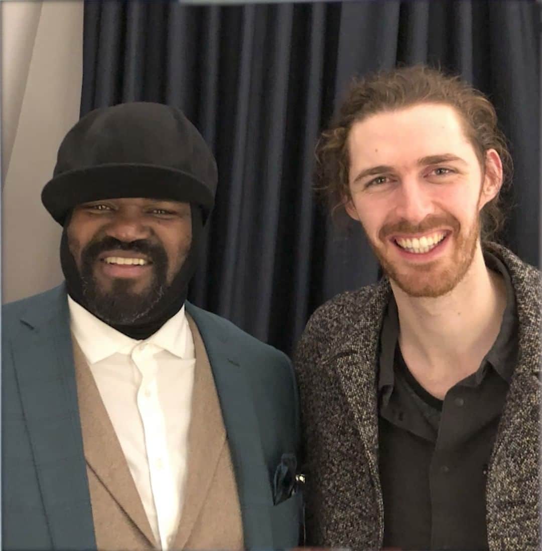 ホージアのインスタグラム：「I had the pleasure of sitting down with the great @gregoryportermusic some time ago before the current limitations of the pandemic to chat about music, culture and faith. The man is a titan of his craft and embodies pure heart and refinement in everything he does. It was an honour to be asked.」