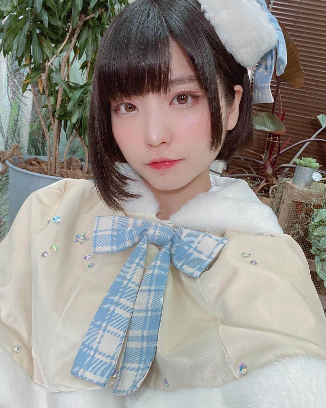 根本凪のインスタグラム：「今日は水色でしたワ  #虹のコンキスタドール #アイドル #アイドル衣装」