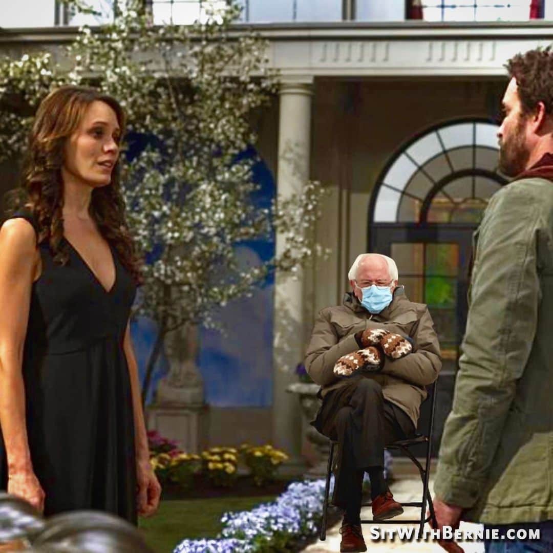 エミリー・スワローのインスタグラム：「And all this time you thought we had Dean to thank for the Season 11 reconciliation... * * * #berniesandersfamilytherapist #familycounseling #familytherapy #spnfamily #supernatural #chuck #amara #amuck #chuckmara #berniesanders #berniememes」