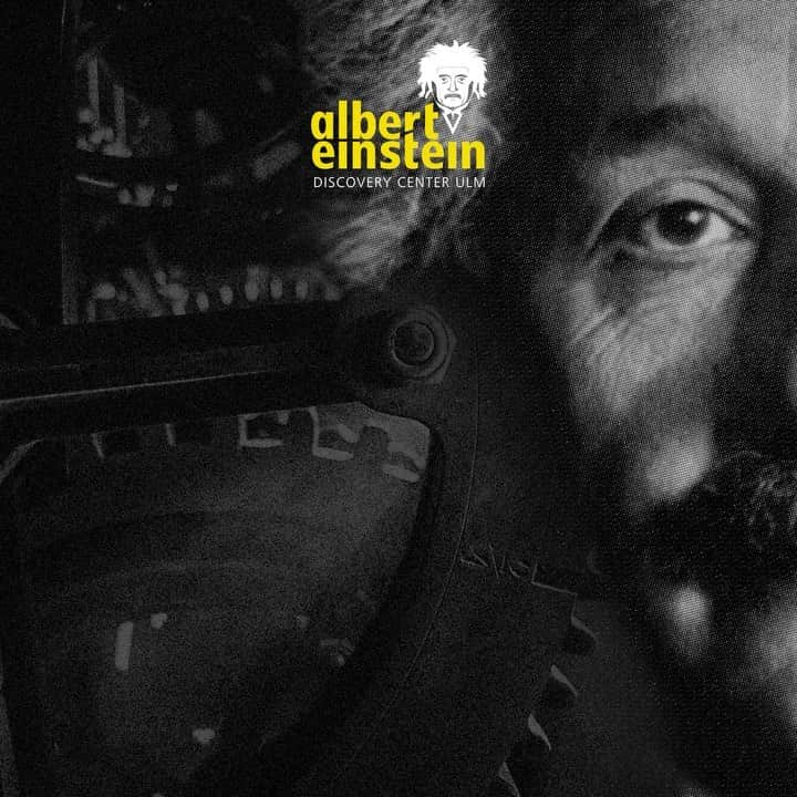 アルベルト・アインシュタインのインスタグラム：「Visit www.alberteinstein.rocks to reserve your piece of Einstein history.  Follow for more: @einsteindiscoverycenter @einsteinfuereinstein」