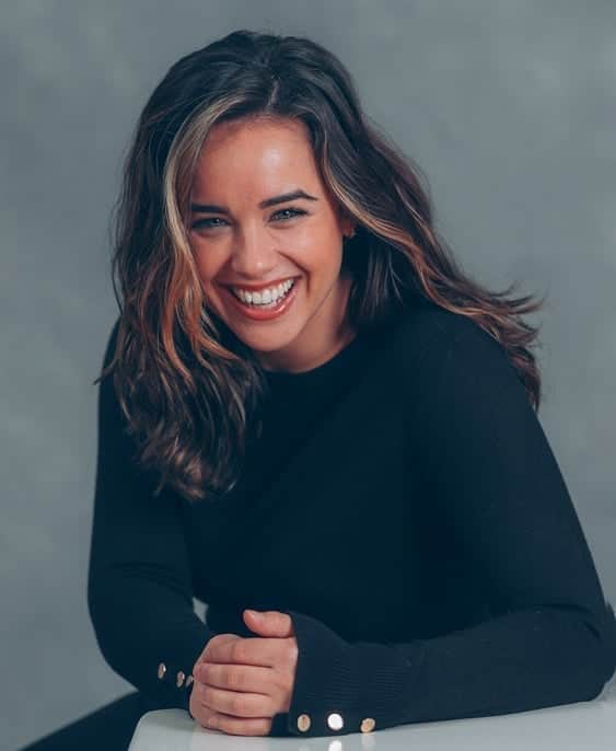 ジョージア・メイ・フットのインスタグラム：「I look at these pictures taken now and see a genuine smile. When at one point in my life i couldn't see myself getting out of a dark hole.   Lesson is to remember even when you feel there is no way out there is. You have to try your hardest to be strong because i promise life can always be beautiful again.  In this crazy time i know so many people have realised mental health is everything. I have always been honest and open about mine. And there are so many people to reach out to. So please, remember, you are not alone.  G x  📸 - @victoriahaydn @victoriahaydnportraits」