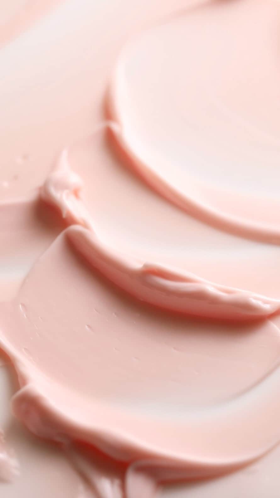 ジョジー・マランのインスタグラム：「We take the word “whipped” pretty seriously over here. Whipped Argan Pro-Retinol Body Butter’s texture is a fluffy, light-as-air dream. 🌫 ⠀⠀⠀⠀⠀⠀⠀⠀⠀ Shop it exclusively at @sephora & @sephoracanada」