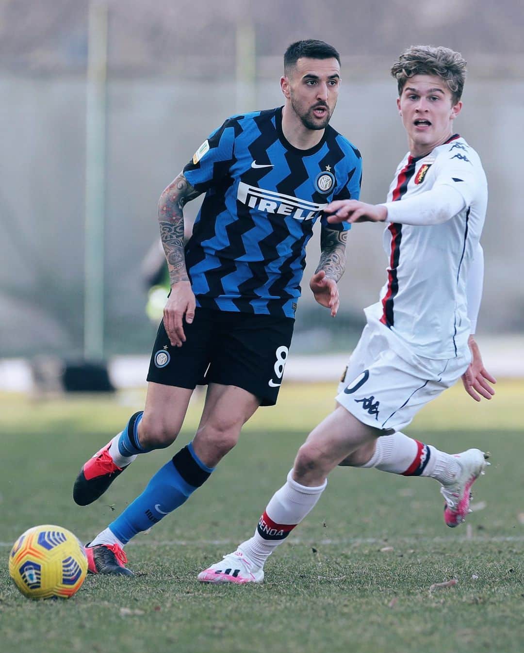 インテルナツィオナーレ・ミラノさんのインスタグラム写真 - (インテルナツィオナーレ・ミラノInstagram)「BACK 🔙⚽️🏟 @vecino in action for the Primavera #Inter #ForzaInter #Vecino #Football」1月29日 3時47分 - inter