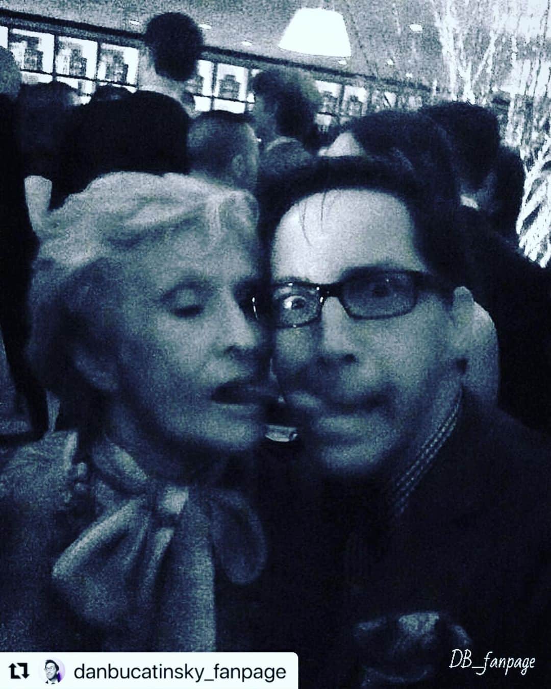 ダン・ブカティンスキーのインスタグラム：「#repost @danbucatinsky_fanpage  RIP #chlorisleachman. You were the life of the party. We are all better because of it.」