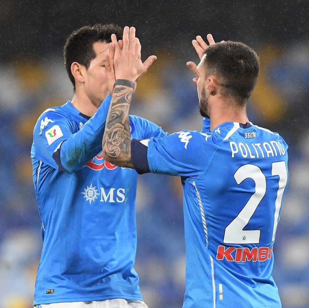 SSCナポリさんのインスタグラム写真 - (SSCナポリInstagram)「GOOOOOOL!! 🔥 Gran tocco di Politano! 🧙‍♂️  ⚽️ #NapoliSpezia 3-0 🏆 #CoppaItalia  💙 #ForzaNapoliSempre」1月29日 5時39分 - officialsscnapoli