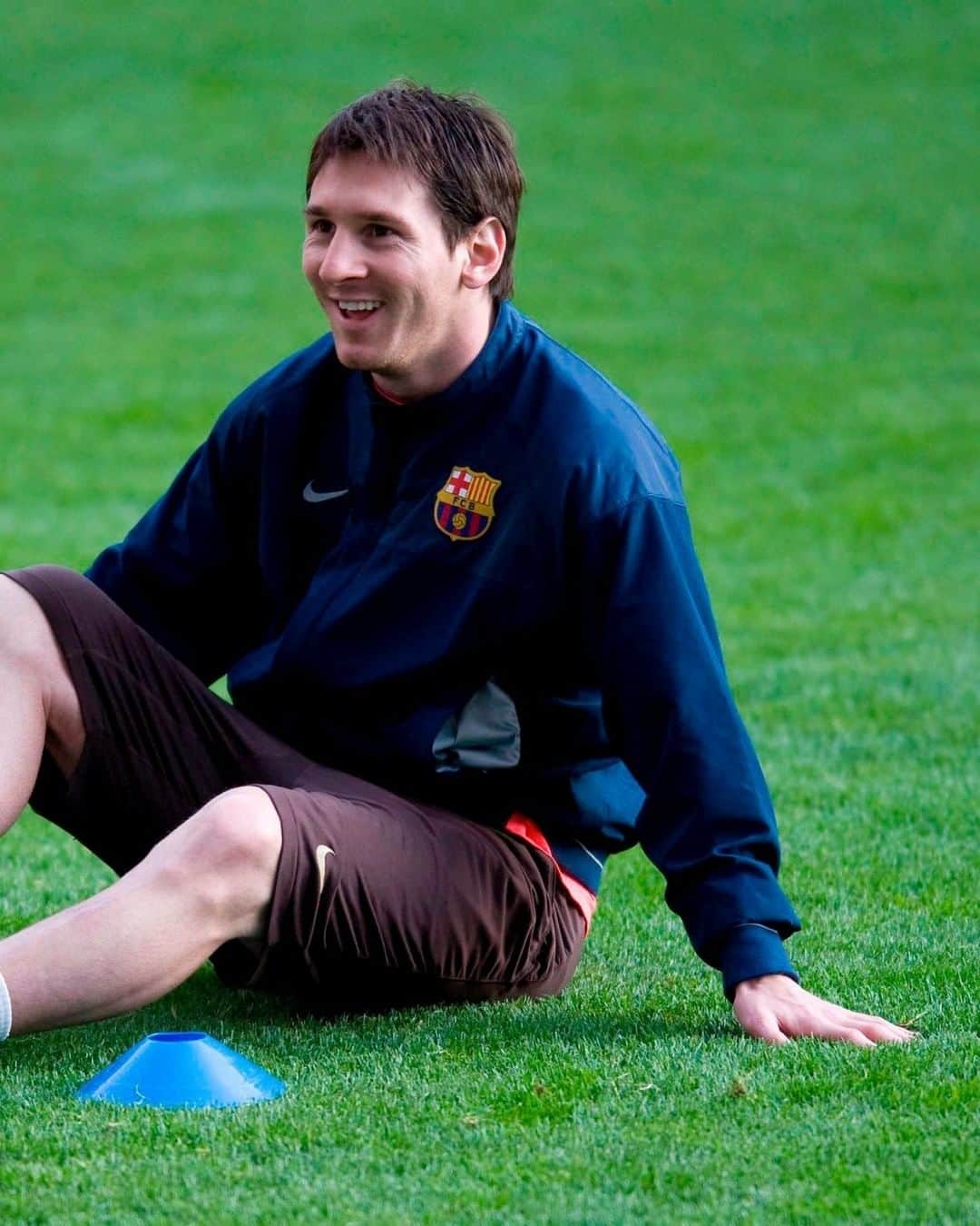 LFPさんのインスタグラム写真 - (LFPInstagram)「✨ @leomessi 😀🔙🇦🇷  #Messi #Barça #LaLigaSantander #LaLiga #LaLigaHistory」1月29日 6時00分 - laliga