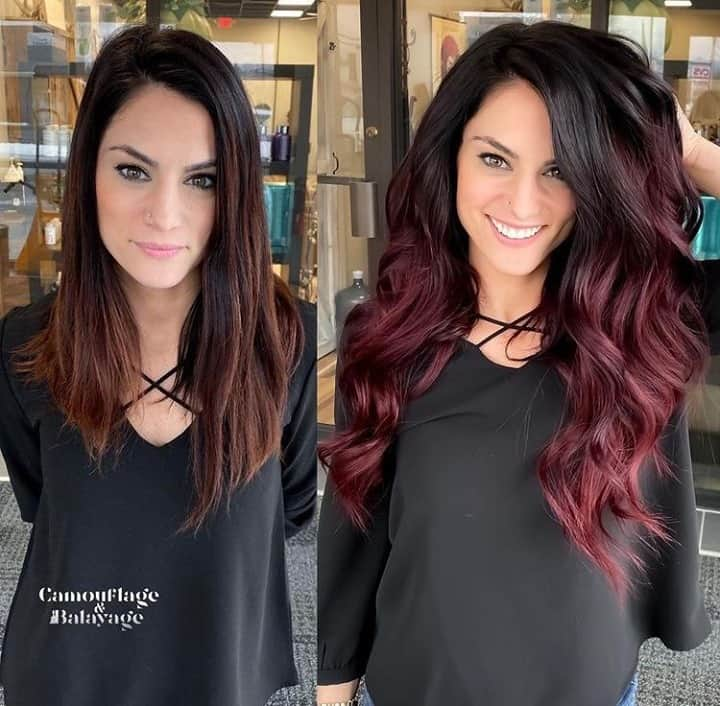 CosmoProf Beautyさんのインスタグラム写真 - (CosmoProf BeautyInstagram)「We're BERRY excited about 2021 transformations! 🍒🍇⁣⁣ ⁣ ⁣#BeforeAndAfterHair by @camouflageandbalayage using all Schwarzkopf colors.⁣ ⁣⁣ FORMULA ⁣👇⁣ 1️⃣ Schwarzkopf Professional Igora Royal⁣⁣ 1.5 oz L-89 .5oz L-22⁣⁣ 3/4 oz 0-89⁣⁣ 1/4 oz 0-99⁣⁣ 3 oz 40 volume developer⁣⁣ 2️⃣ Schwarzkopf Professional tbh - True, Beautiful, Honest Permanent Color.⁣ 5-16 1.5 oz⁣⁣ 3-16 .5 oz⁣⁣ ⁣ Find the Schwarzkopf products you need to create stunning, New Year's transformations at Cosmo Prof! In a time crunch to create the perfect, berry color? Same Day Delivery is available! SHOP via #LinkInBio⁣ ⁣ #repost #schwarzkopfprofessional #schwarzkopfusa #schwarzkopfpro #igoraroyal #cosmoprofbeauty #licensedtocreate #redhair #redhead #redheads #redhairs #redhaired #redhaircolor #redhairdontcare #burgundyhair #hairtransformation #hairtransformations #hairmakeover #colorcorrection」1月29日 6時00分 - cosmoprofbeauty