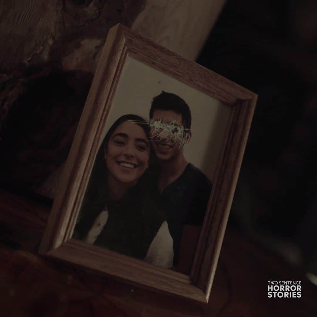 ヴァンパイア・ダイアリーズのインスタグラム：「It's a complicated family. Stream #TwoSentenceHorrorStories free only on The CW!」